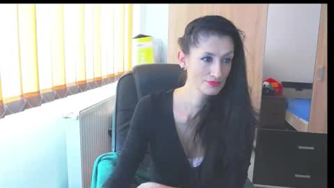 Bea online show from October 15, 6:46 am