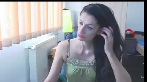 Bea online show from November 9, 8:01 am