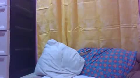 wildchilly_pearl19 online show from April 29, 12:42 pm