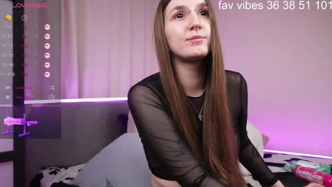 .. alice .. online show from April 12, 10:20 am