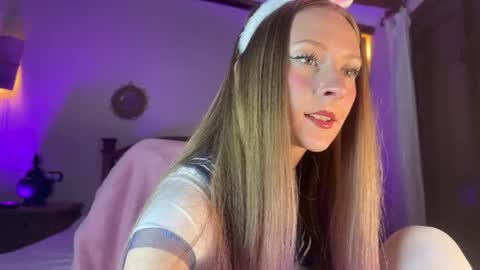 OF JunoHoly online show from April 6, 12:41 am