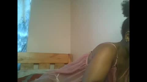 Merci online show from March 27, 8:26 am