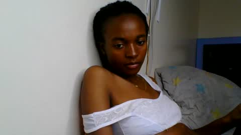 Snapshot of wildflowr chatting on June 24, 5:34 pm wildflowr online show from June 24, 5:34 pm