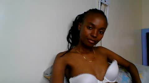 Snapshot of wildflowr chatting on June 30, 7:04 pm wildflowr online show from June 30, 7:04 pm
