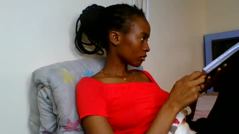 Snapshot of wildflowr chatting on July 7, 8:51 am wildflowr online show from July 7, 8:51 am