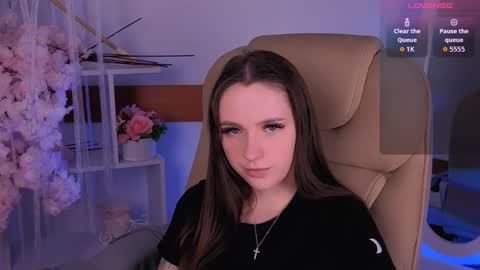 Kara online show from October 26, 7:03 am