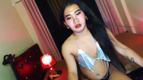 Lianelaiza online show from March 11, 6:25 pm