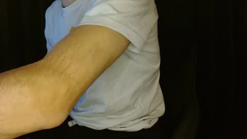 Snapshot of wildjerk91 chatting on November 18, 2:54 pm wildjerk91 online show from November 18, 2:54 pm