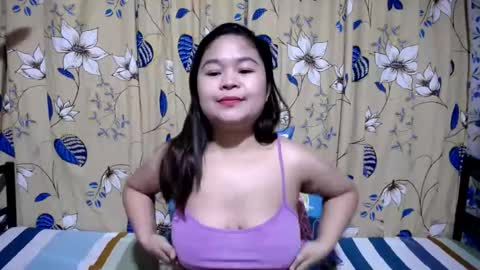 Snapshot of wildparadiseph chatting on June 15, 1:52 am Call me Shane online show from June 15, 1:52 am