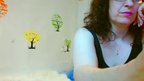 WildPersia online show from March 30, 10:27 am