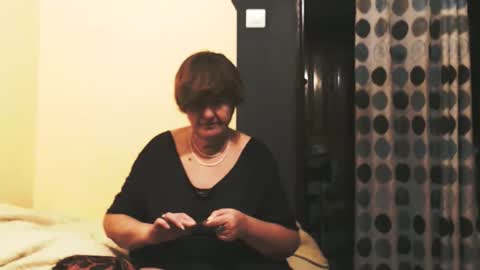 WildRedCat online show from October 12, 9:03 pm