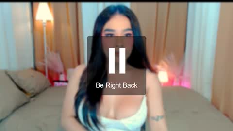 Snapshot of wildsassy0719 chatting on November 6, 3:07 am shea online show from November 6, 3:07 am