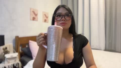 Ms Lucy online show from March 31, 11:43 am