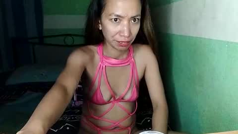 kim ash. DONT FORGET TO FOLLOW AND GIVE ME APPRECIATION online show from December 3, 3:55 pm