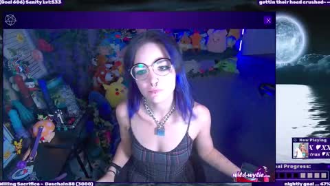 Snapshot of wildwylie chatting on September 20, 2:34 am Wylie Wanderlust online show from September 20, 2:34 am