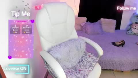 Snapshot of will_thomson_t chatting on October 29, 1:08 am sofia and will online show from October 29, 1:08 am