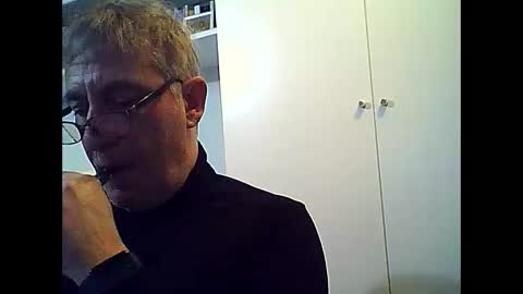 Snapshot of willfire71 chatting on February 17, 3:20 pm Willfire71 online show from February 17, 3:20 pm