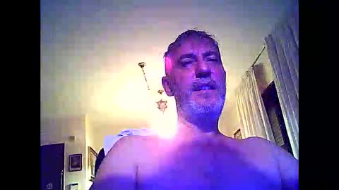 Snapshot of willfire71 chatting on October 23, 5:44 pm Willfire71 online show from October 23, 5:44 pm