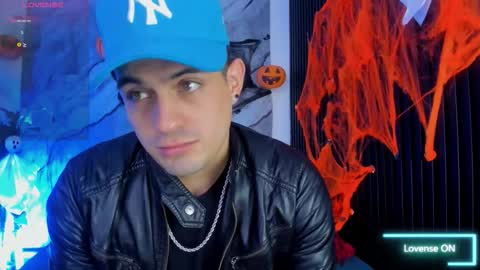 William Steel online show from October 17, 4:15 am