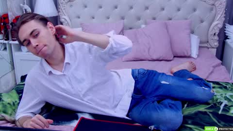 William online show from November 1, 3:08 am