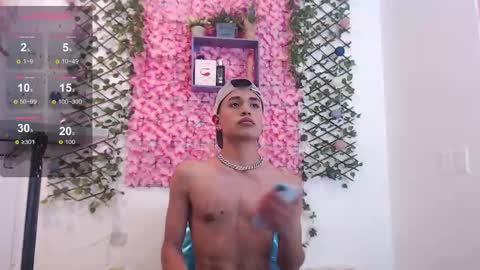 willians__ online show from November 4, 4:00 am