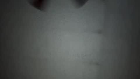 Snapshot of willingandabel2025 chatting on April 25, 5:43 am lovEEdovEE online show from April 25, 5:43 am