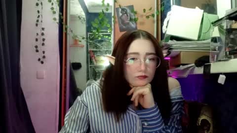 Phoebe online show from March 14, 8:36 pm