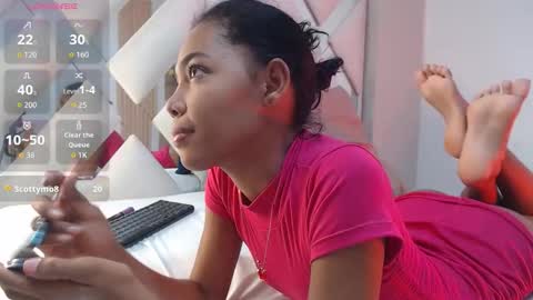 luna online show from March 4, 2:01 pm