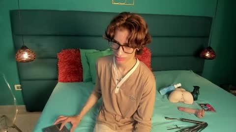 willturneer online show from April 4, 3:16 am