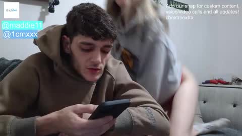 willy_est_95 online show from March 11, 11:00 pm