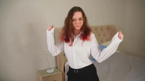 for u Alise online show from September 12, 4:23 am
