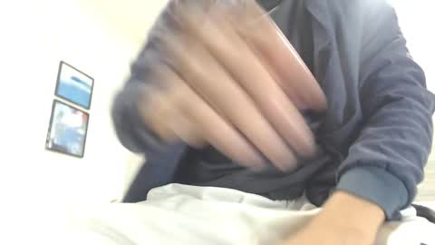 Snapshot of wiltom_ chatting on December 2, 3:34 am Wiltom online show from December 2, 3:34 am