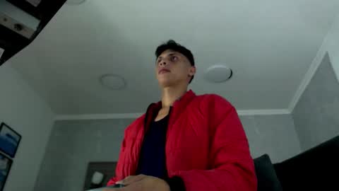 Snapshot of wiltom_ chatting on December 5, 3:48 am Wiltom online show from December 5, 3:48 am