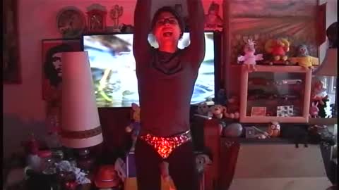 Snapshot of wimpie249157 chatting on October 10, 9:19 am Wimpie online show from October 10, 9:19 am