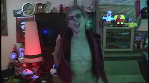 Snapshot of wimpie249157 chatting on October 27, 5:11 am Wimpie online show from October 27, 5:11 am