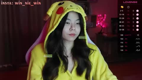 Winnie online show from October 5, 3:27 am