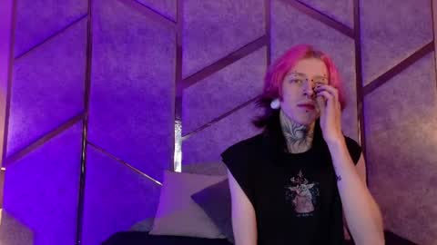 Snapshot of winchester_hanna chatting on July 13, 8:55 pm Winchester Hanna online show from July 13, 8:55 pm