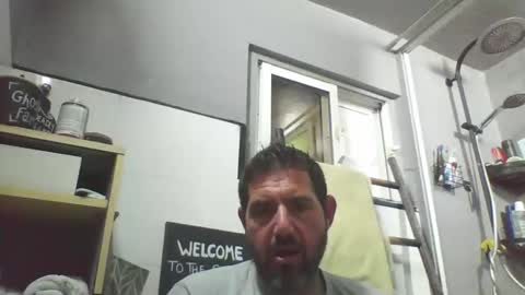 Snapshot of windowpane5 chatting on October 10, 8:08 pm windowpane online show from October 10, 8:08 pm