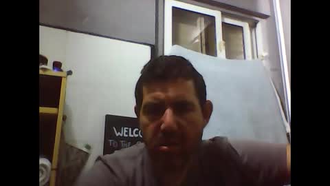 Snapshot of windowpane5 chatting on December 17, 1:00 am windowpane online show from December 17, 1:00 am