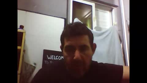 Snapshot of windowpane5 chatting on December 17, 8:48 pm windowpane online show from December 17, 8:48 pm