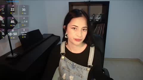 Snapshot of windy_butterfly chatting on October 12, 6:40 pm Sara online show from October 12, 6:40 pm