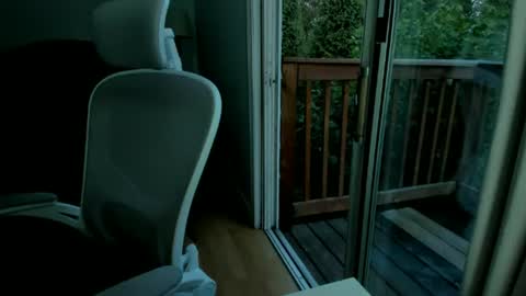 Snapshot of winter_miracle chatting on July 5, 4:19 am Winter Miracle online show from July 5, 4:19 am