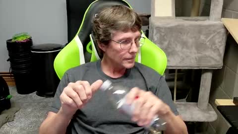 wirehead1970 online show from December 3, 1:46 am