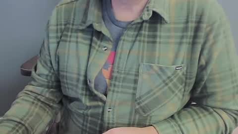 Snapshot of wisanonymousman chatting on February 17, 11:42 pm Wisa Randy online show from February 17, 11:42 pm