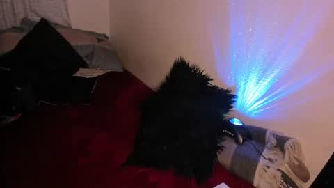 Snapshot of witch_eyes chatting on July 22, 3:48 pm Anghel online show from July 22, 3:48 pm
