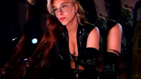 Goddess of two strapons  - Mr. long Don Mr. Pinky online show from October 21, 7:58 pm