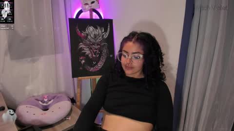    Luna Violeta  A r t i s t  online show from February 14, 3:00 am