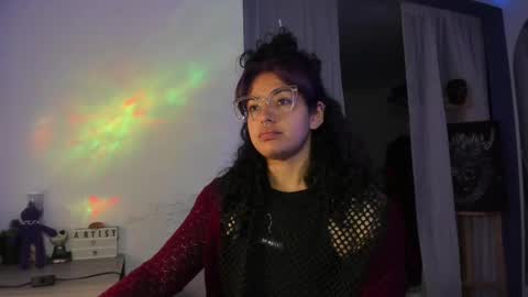     Luna Violeta  A r t i s t  online show from February 17, 11:42 pm