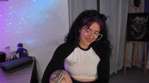     Luna Violeta  A r t i s t  online show from February 25, 12:14 am