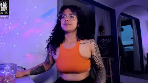     Luna Violeta  A r t i s t  online show from March 1, 11:04 pm